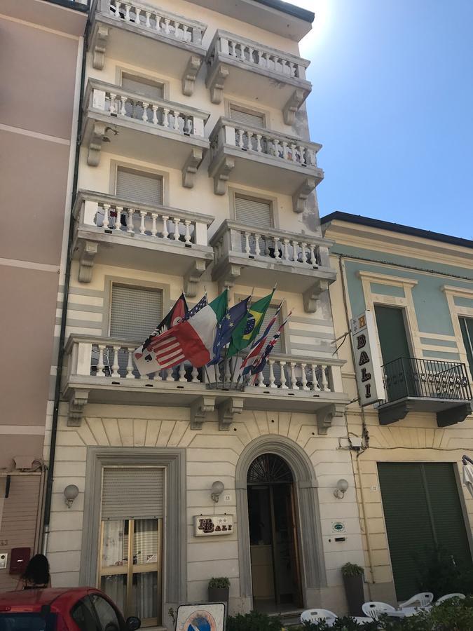 Hotel Bali Viareggio Kültér fotó